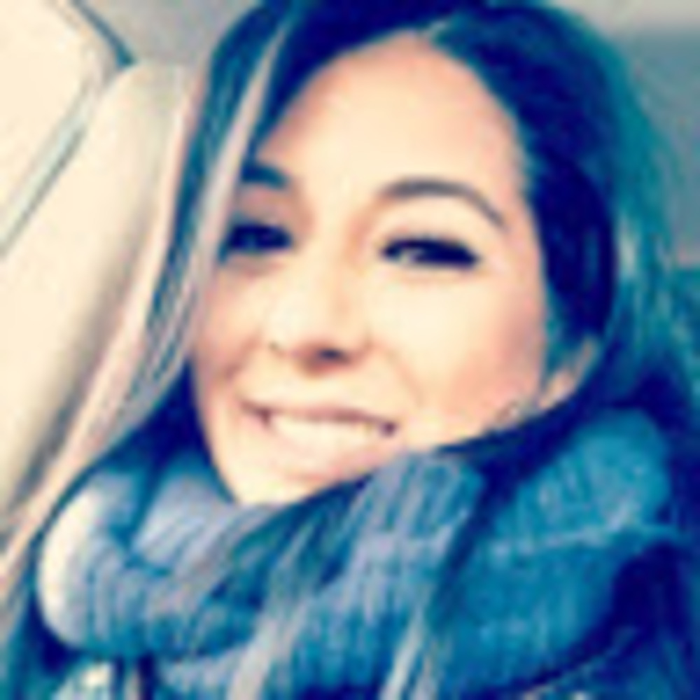 Meet your Posher, Carlina